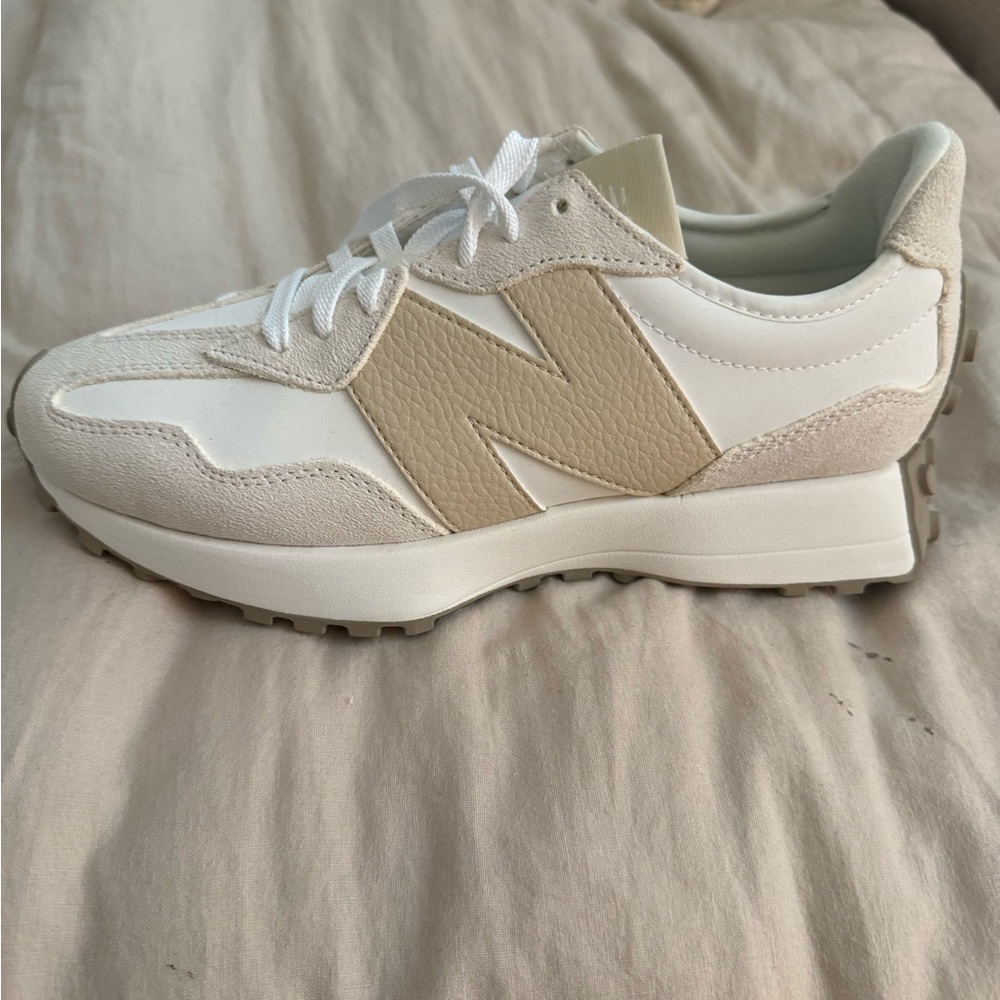 New Balance Cream and White Women's Sneakers